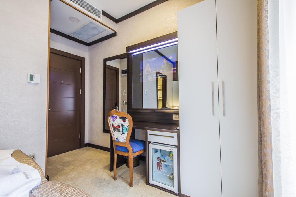 Fidan Residence Taksim Deluxe Истанбул Стая снимка